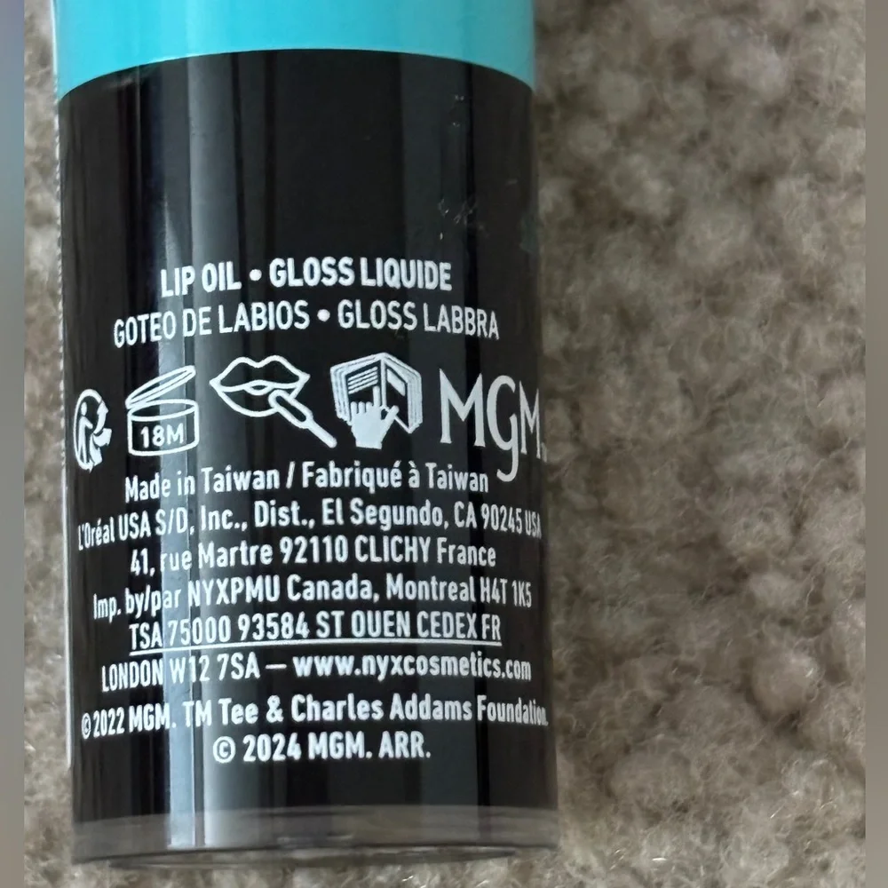 NYX Professional Makeup Wednesday Mystery Lip Oil 01 Nightshade New